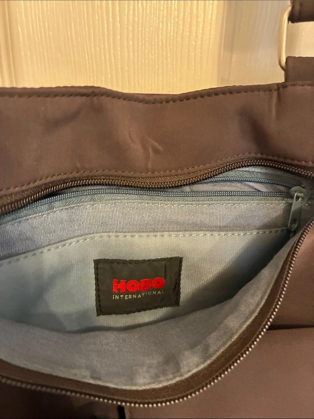 HOBO compact messenger